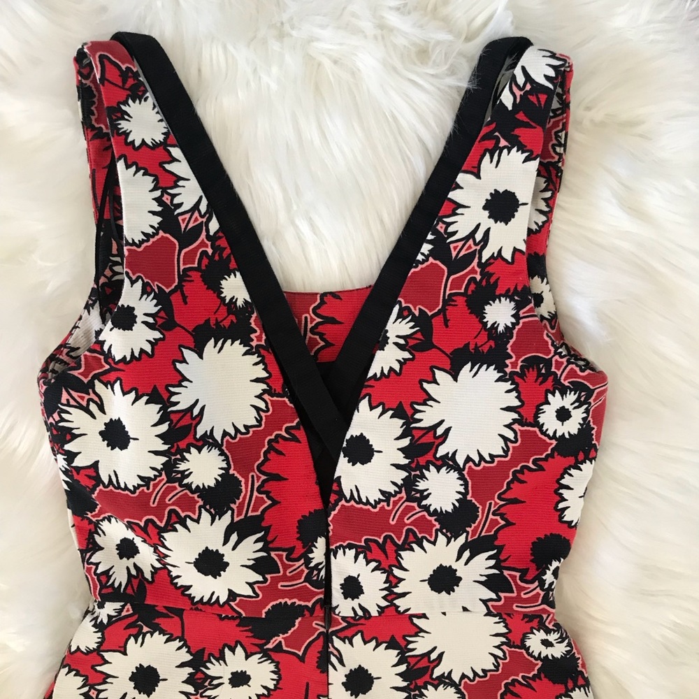 Floral Zara Dress - Picture 4 of 7